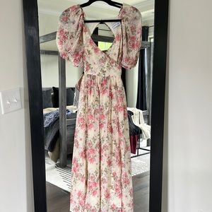 FINAL PRICE: Petal & Pup Floral MIDI Dress